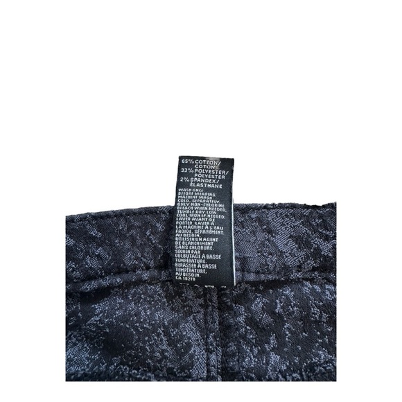 HUE | Essential Denim | Snake Print Brocade Fabric Pants - Size Large - Picture 5 of 9